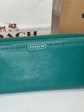 COACH Teal Leather Zip Continental wallet